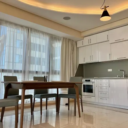 Point Grand Διαμέρισμα