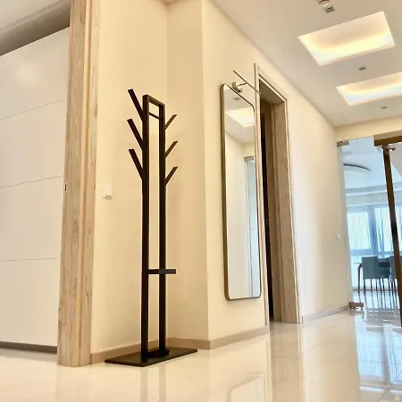 Διαμέρισμα Point Grand